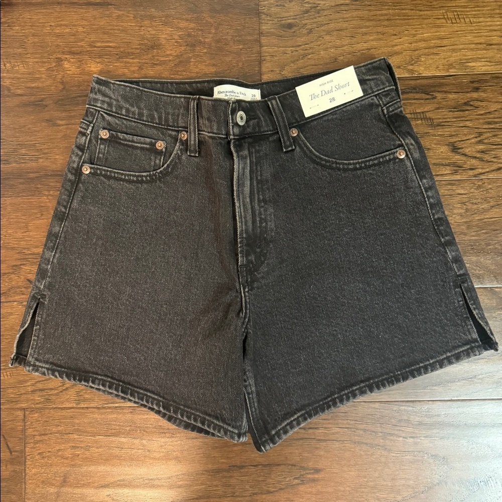 Abercrombie & Fitch High Rise Dad Short, Size 28